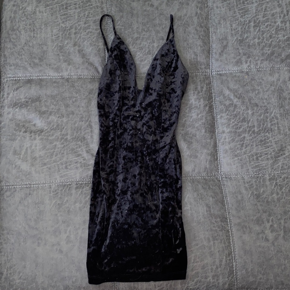 BLACK SPARKLY DRESS